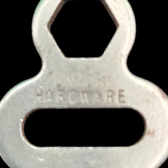 Roller Ice Skate Key1930's Stamped Union Hardware Co USA Vintage - Picture 3 of 3